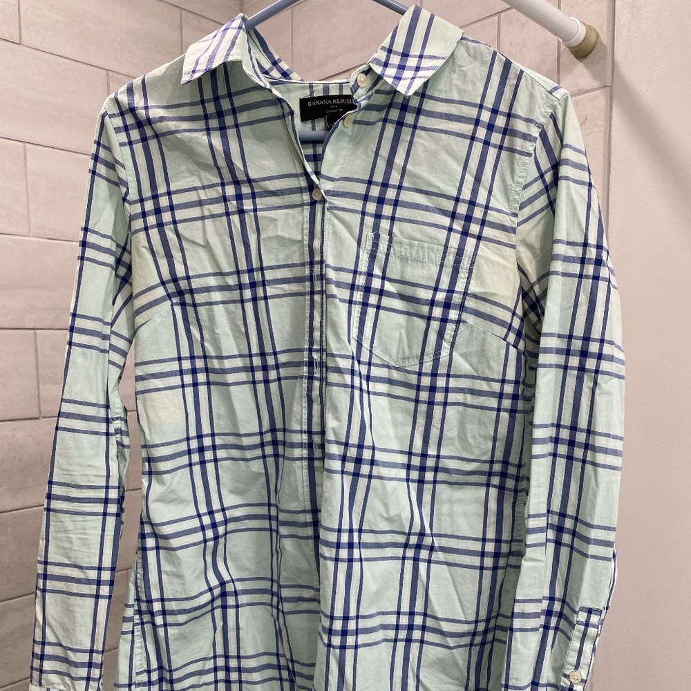 Button up women's shirt